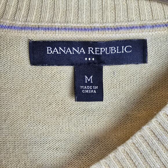 Banana Republic Mens Medium Yellow V Neck Thin Knit Pullover Sweater - Picture 6 of 10